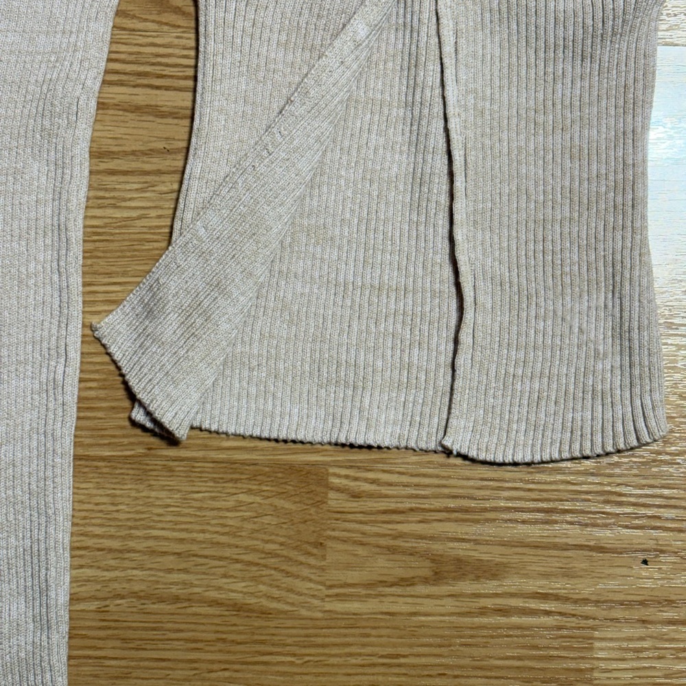 H&M Beige Ribbed Knit Sweater - Picture 4 of 5